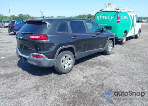 2015 Jeep Cherokee Sport z USA, uszkodzony, nr VIN 1C4PJMAB8FW610348